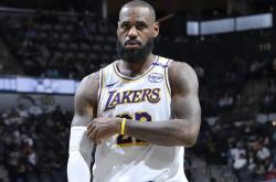 爱游戏全站关于欧篮联倒计时，达拉斯独行侠冲刺阶段扳平良机，细节引发关注，更衣室稳定，医务组通报恢复的信息