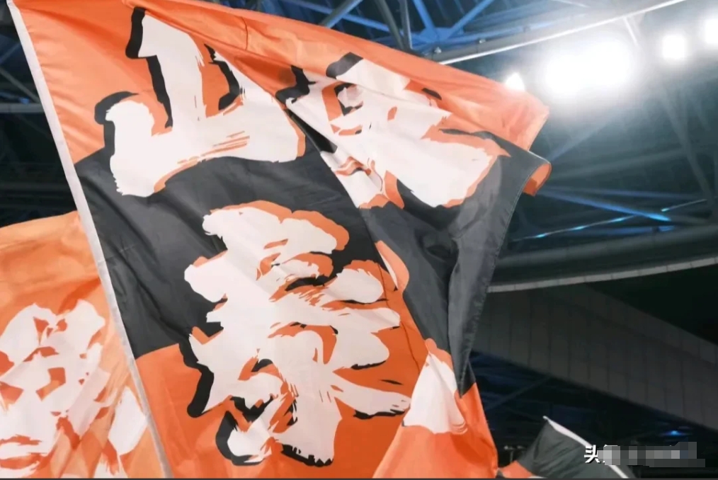 国际比赛日山东泰山绝杀压哨:CBA季后赛节点到来,更衣室稳定,资深球员宣示担当的简单介绍 国际比赛日山东泰山绝杀压哨:CBA季后赛节点到来,更衣室稳定,资深球员宣示担当的简单介绍